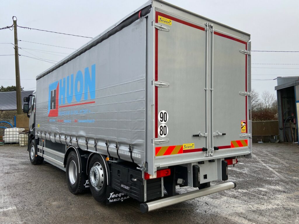 Rideaux coulissants camion sur mesure